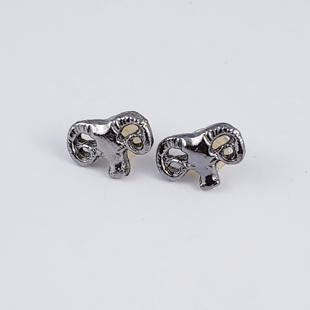 COPY - Dainty Zodiac Aries Stud Earrings